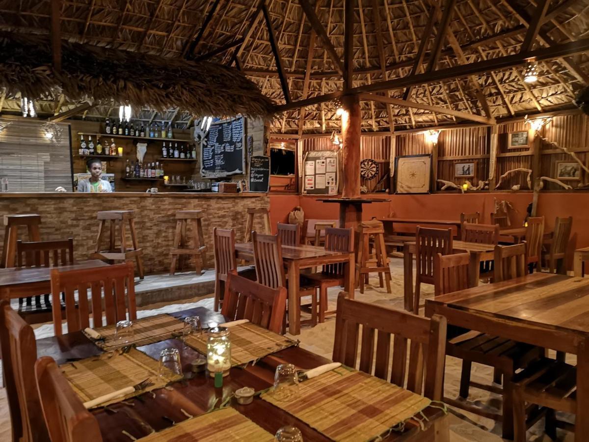Ocean Lodge Kite & Windsurf Antsiranana Exterior foto