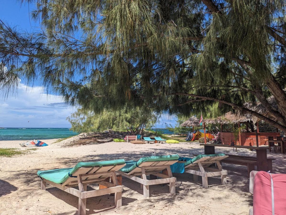 Ocean Lodge Kite & Windsurf Antsiranana Exterior foto