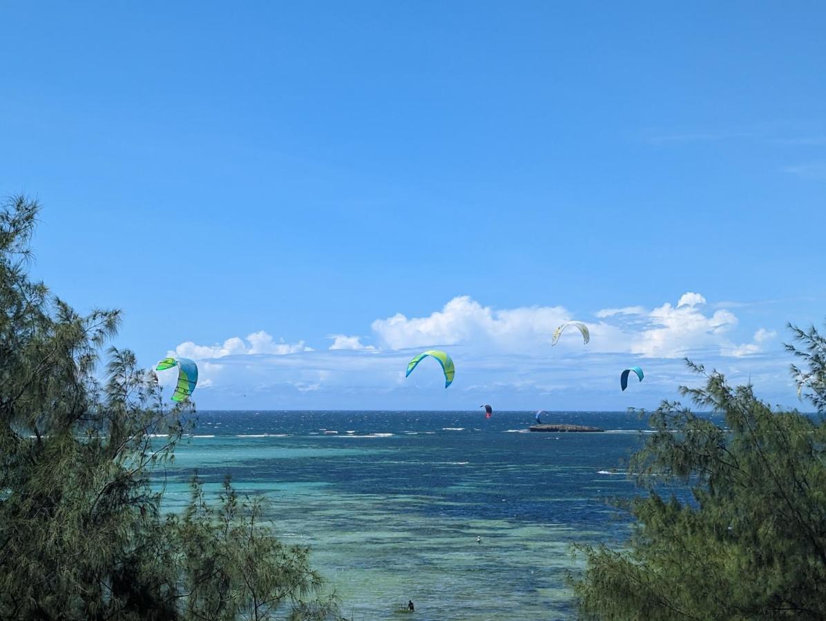 Ocean Lodge Kite & Windsurf Antsiranana Exterior foto