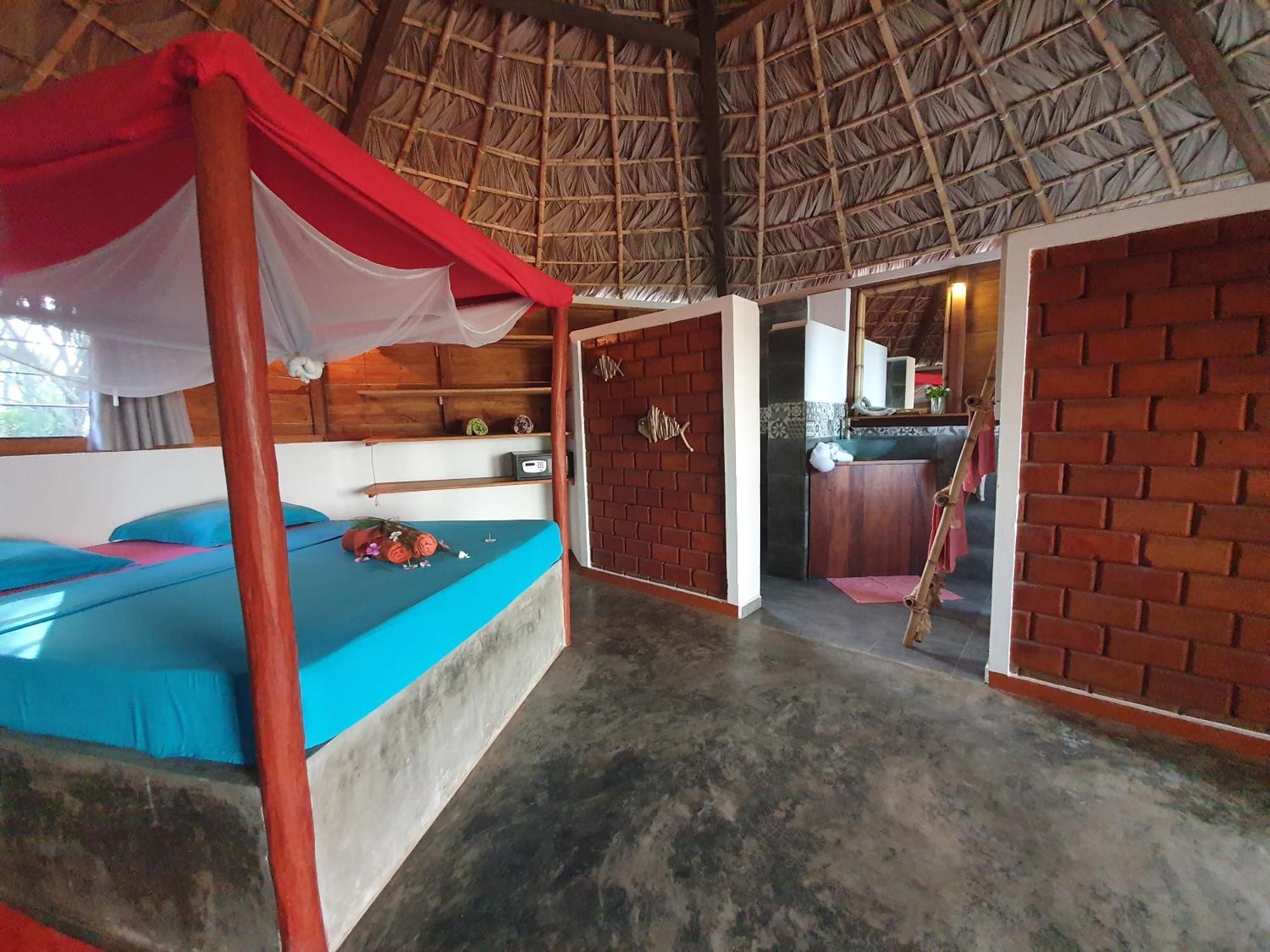 Ocean Lodge Kite & Windsurf Antsiranana Exterior foto
