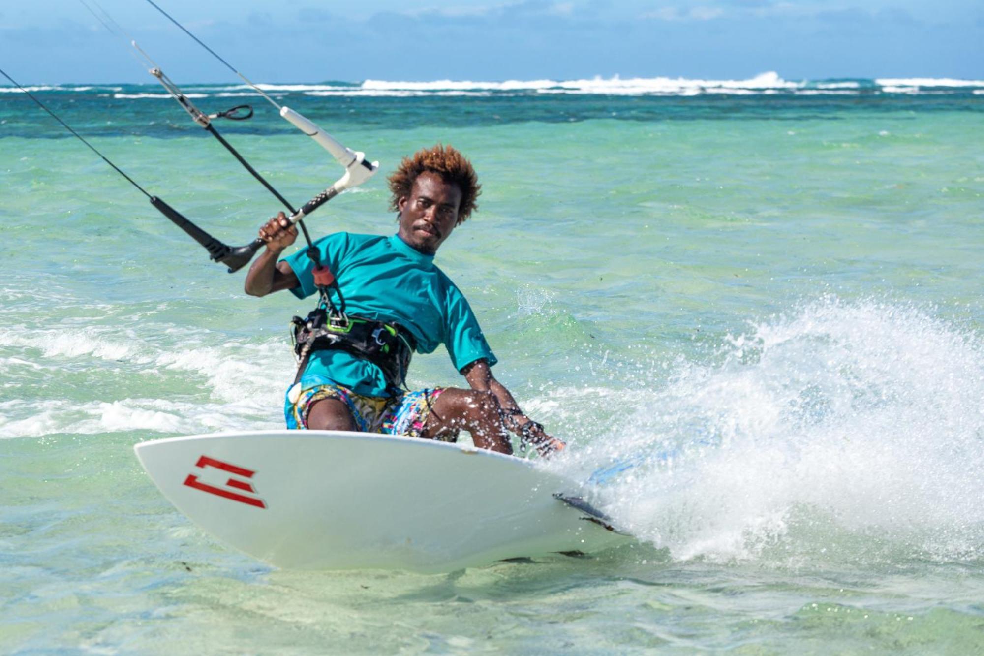 Ocean Lodge Kite & Windsurf Antsiranana Exterior foto